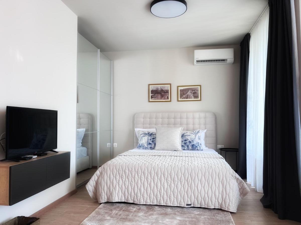 Azur Alegria Studio - Free Parking & Pool Saints Constantine and Helena Exterior photo