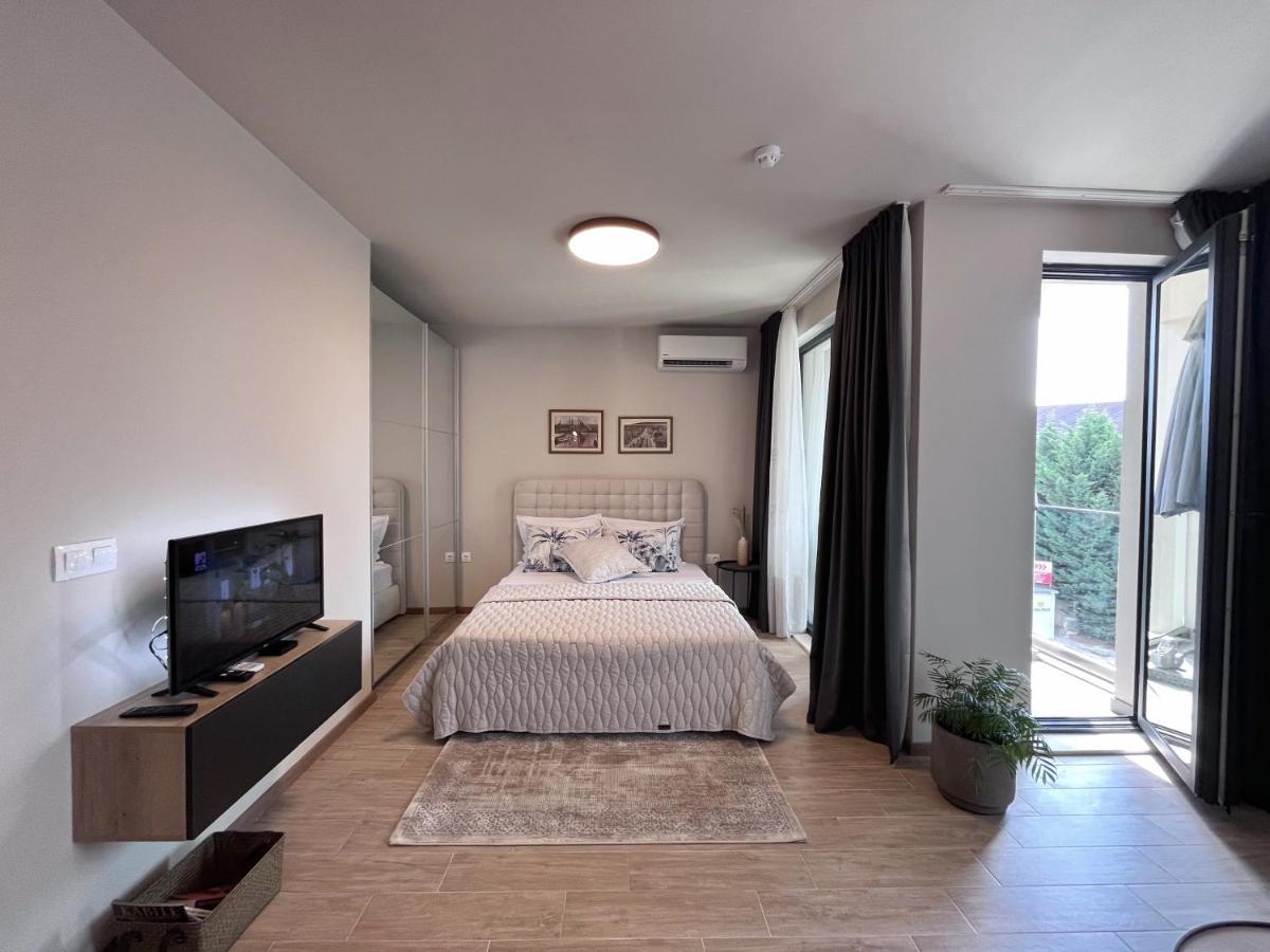 Azur Alegria Studio - Free Parking & Pool Saints Constantine and Helena Exterior photo