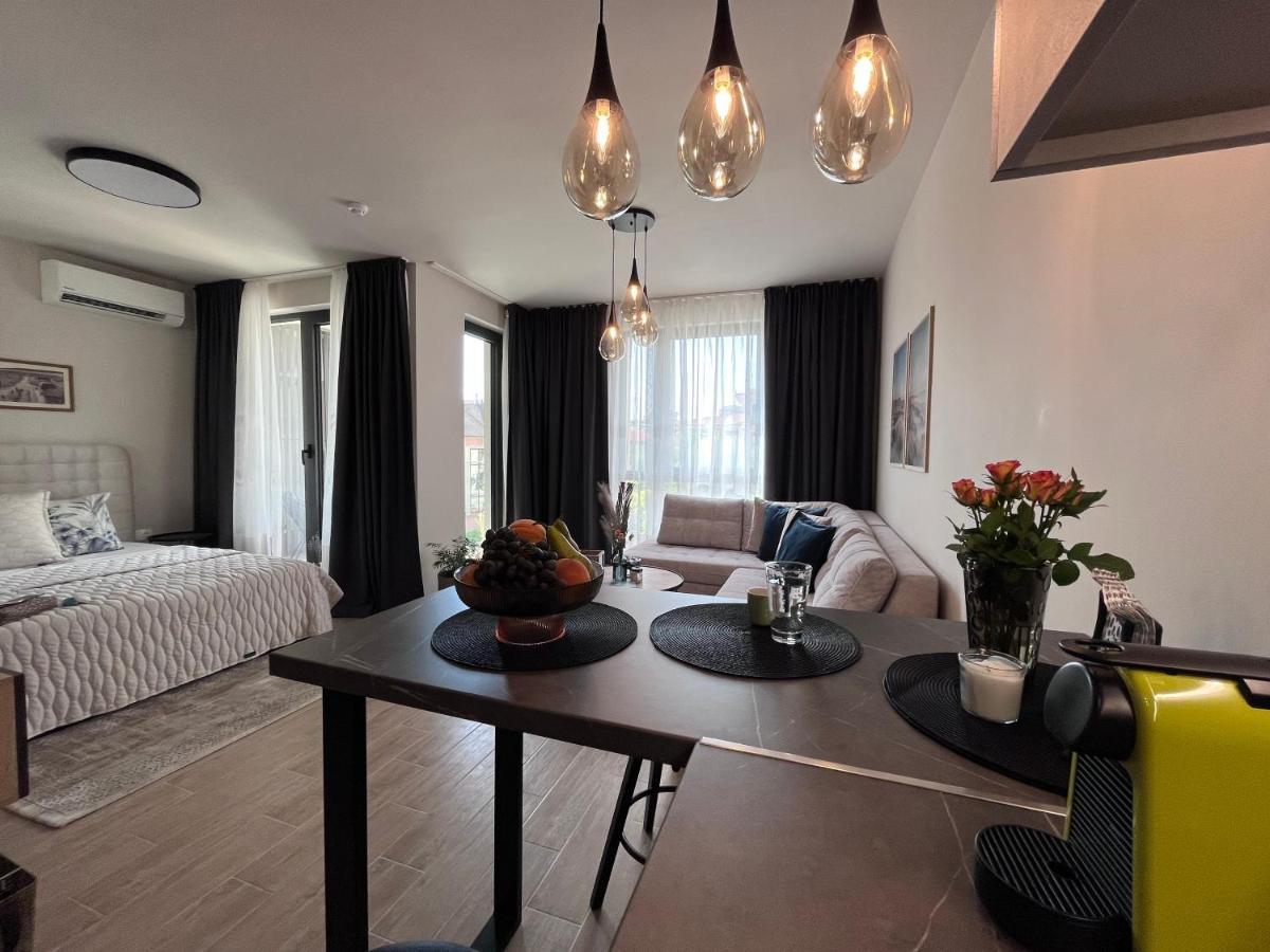 Azur Alegria Studio - Free Parking & Pool Saints Constantine and Helena Exterior photo